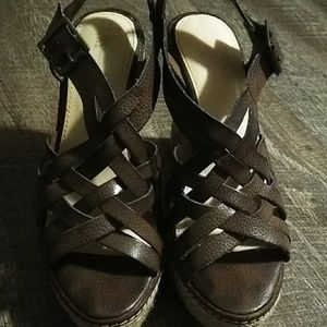 UKstyle by French connection wedge sandle sz7 1/2